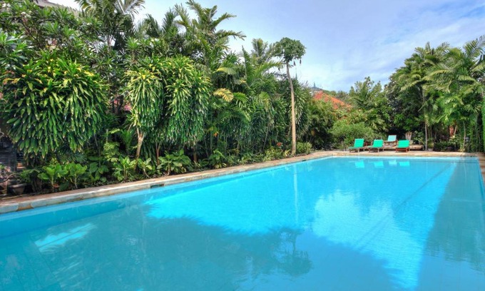 Dyanapura Hotel | Raja Gardens Hotel