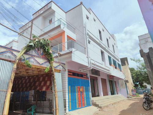 Papasanam Apartment | Raja Residency and Home Stay