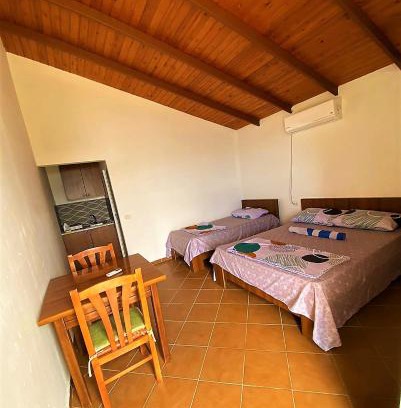 Radhime House | Ramo's Hilltop Retreat with Kitchenette and Patio - 2nd