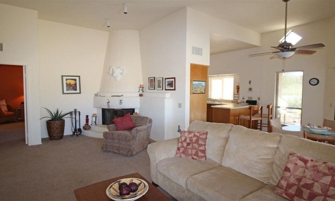 Borrego Springs House | Rams Hill House With Great Views Of Course And Water.