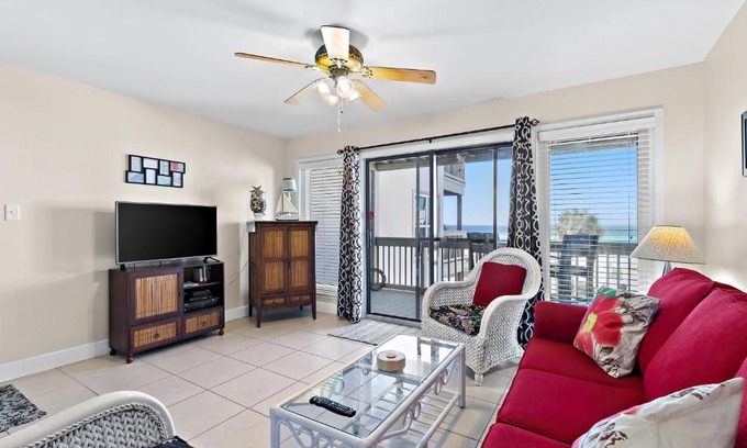 Sunnyside Hotel | Ramsgate Harbor 62