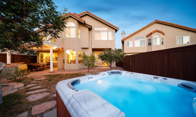 Rancho Bernardo House | Rancho Bernardo Home - Game Room, Outdoor Living