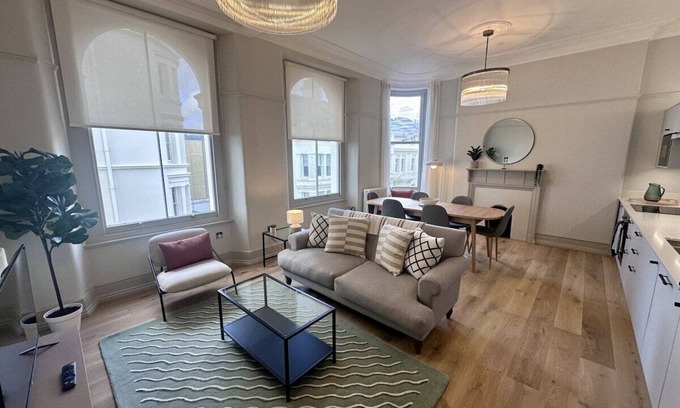 Plymouth House | Ranelagh By Pureserviced