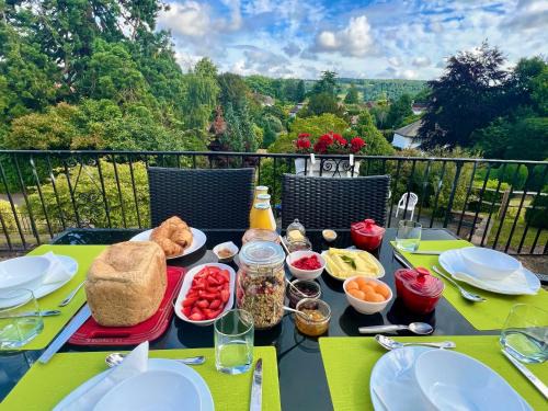 Westcott Bed & Breakfast | Ranmore Rise Retreat in the Surrey Hills