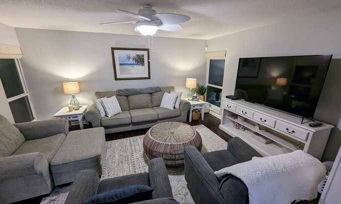 Dixie Shores Condo | Rare 3 bdrm Waterfront condo -Dixie Shores - private dock - boatlift - bunkroom