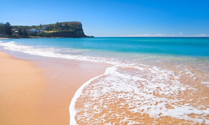 Avalon Beach House | Rare Beachside Gem - North Avalon