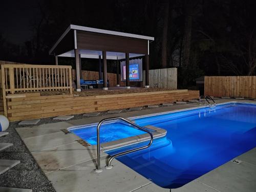 Atlanta House | Rare Find! Private Heated Pool & Spa - Entire Home Near ATL City Center