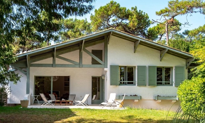 La Teste-de-Buch House | Rare location Pyla-Moulleau, 4 mins walk from the beach, Villa carefully renovated