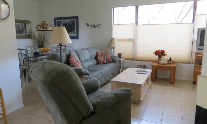 Tucson Condo | Rare Ventana Canyon Intimacy, Heated Pools, Tennis
