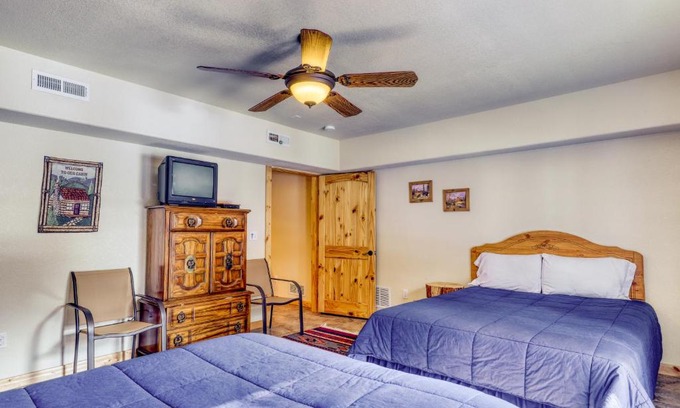 Angel Fire Apartment | Raven's Nest