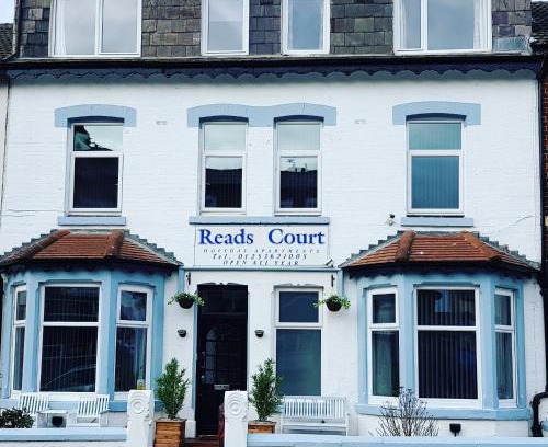 Blackpool Town Center Apartment | Reads Court Holiday Apartments - Blackpool Resort Collection