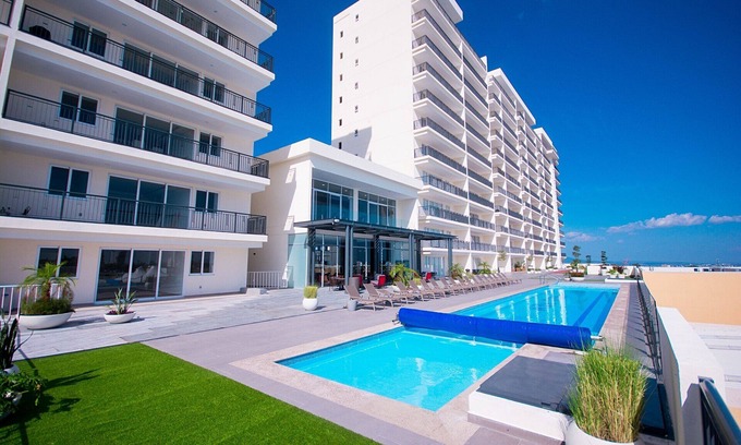 Zapopan Condo | Real View Towers, 2nd floor 1BR, Zona Real, Near Andares