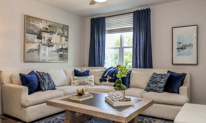 Oxford Apartment | Rebel Corner at 514 by Apex Short Term Stays