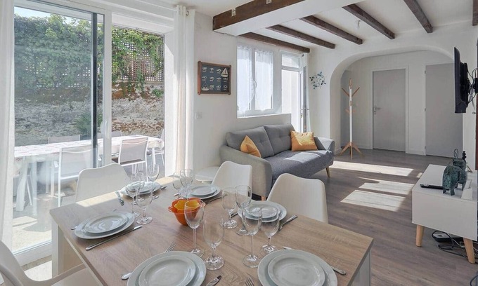 La Bernerie-en-Retz House | Recent 3-bedrooms 200m from the sea and city center