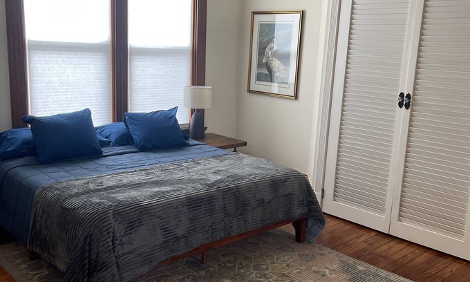 Latonia House | Recently Remodeled Historic House close to downtown