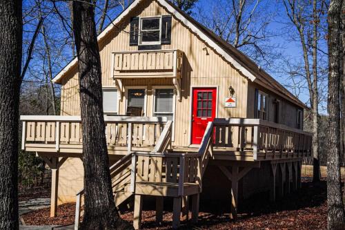 Pine Mountain Ski Chalet | Recently Renovated, Beautiful Chalet