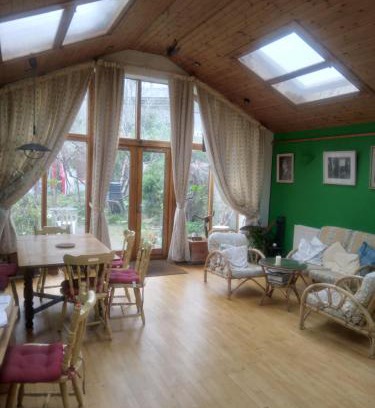 Dublin House | Red brick Victorian house next to Croke Park Stadium