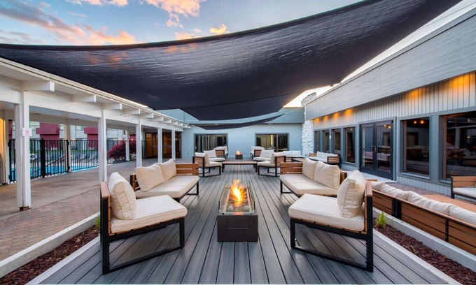 Tri-Cities Hotel | Red Lion Hotel Kennewick Columbia Center