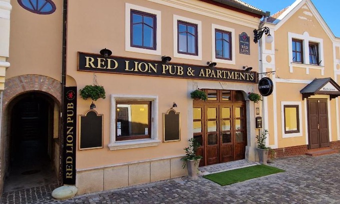 Szentendrei Apartment | Red Lion Pub & Apartments Szentendre