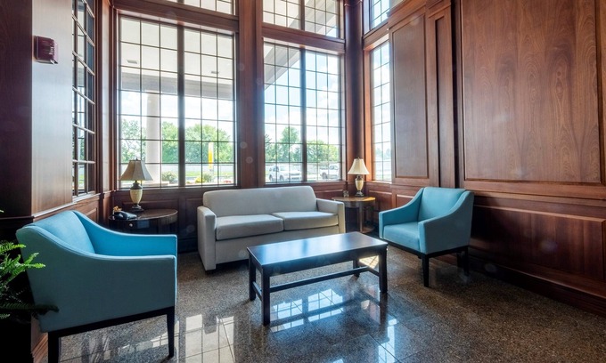 New Castle Hotel | Red Roof Inn & Suites Wilmington - New Castle