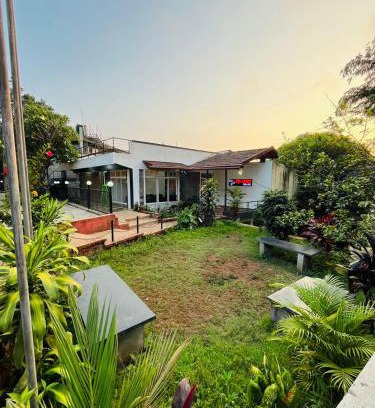 Stuart Hill Hotel | Red Stone Villas