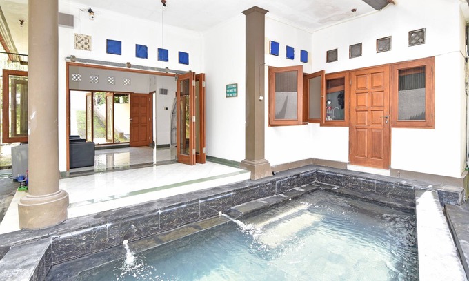 Denpasar Barat Hotel | RedDoorz @ Jalan Gatot Subroto Denpasar