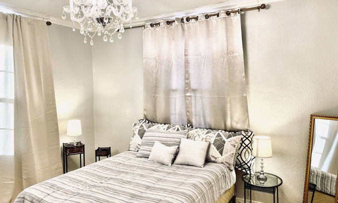 Union Plaza Apartment | Redesigned 2 bedroom apartment in Downtown El Paso across baseball stadium