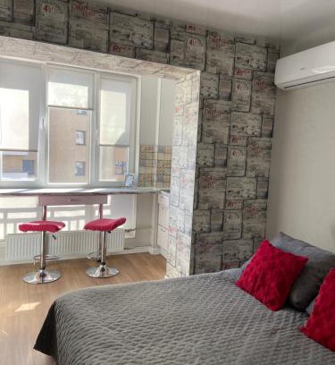 Petrovskoye Apartment | Redroom