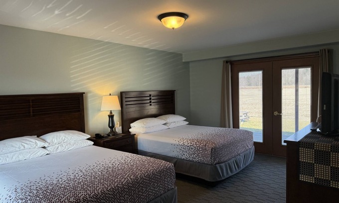 Colliersville Hotel | Redwood Inn & Suites Room #1 - handicap accessible, between CDP & ASV
