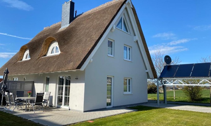Pepelow House | Reetdachhaus Salzhaff
