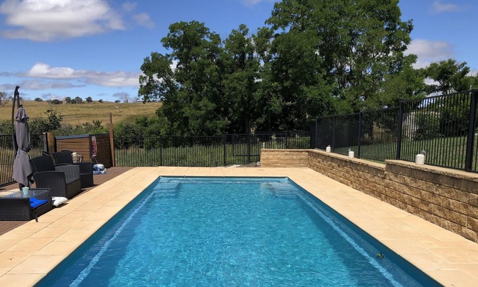 Limerick House | Refurbished Stone Farmhouse with Pool, set within 400 acres of Stunning Country
