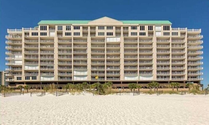 Ono Island Condo | Regency Isle 601 Your Orange Beach Retreat! Gulf Front Pool Beach By Prickett Properties