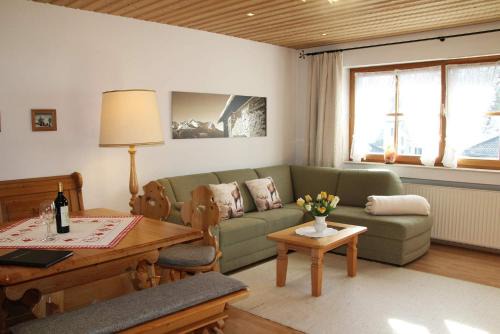 Garmisch-Partenkirchen Apartment | Regina