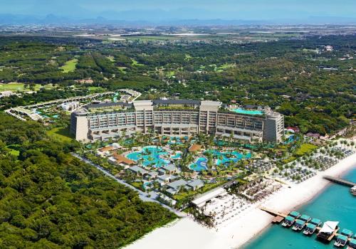 Belek Golf Area Hotel | Regnum The Crown