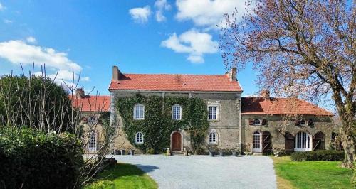 Saint-Sulpice-le-Verdon Bed & Breakfast | Relais du logis
