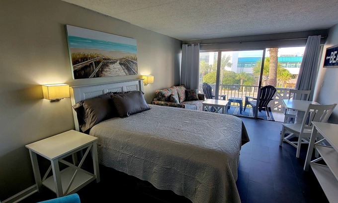 Myrtle Beach Condo | Relax 200 yards from the Atlantic Ocean