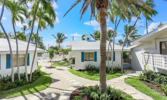 Islamorada Hotel | Relax and Unwind! Pet-Friendly Property, Onsite Pool, Free Breakfast