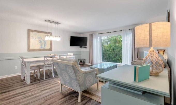 Isle of Palms Condo | Relax & Enjoy Life! Updated Wild Dunes Condo