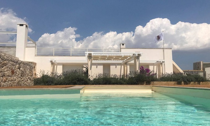 Ugento Villa | Relax in the silence of the south
