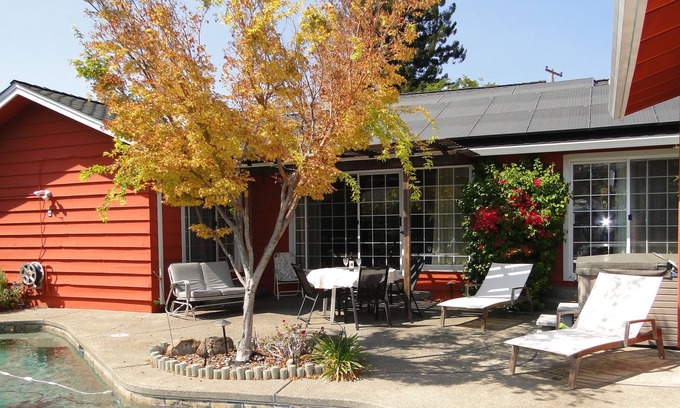 Bennett Valley House | Relax in Wine Country with Private Pool and Hot Tub!