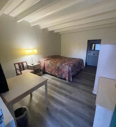 Wayne Hotel | Relax Inn
