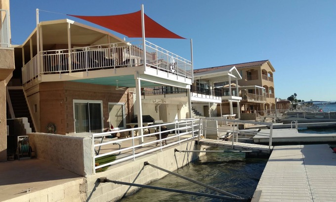 Parker Strip House | Relax near Colorado River in Parker's Guesthouse
