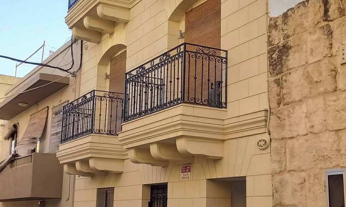Mellieha Apartment | Relax with the whole family at this peaceful place to stay