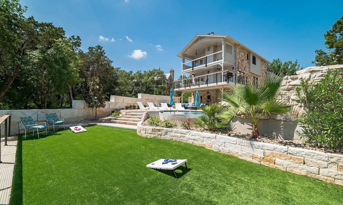 Hudson Bend House | Relaxation and fun at its BEST
