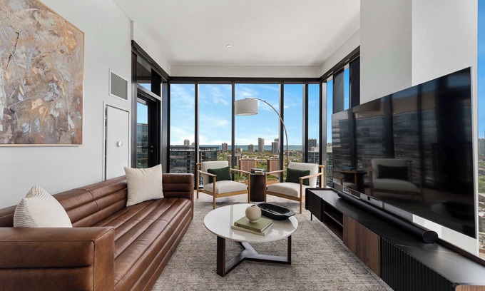 River North Apartment | Relaxation Lovers, Best Peaceful Retreat | TheFir