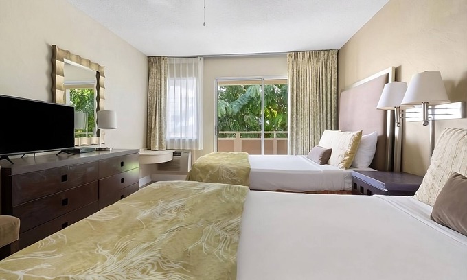 Wailua Hotel | Relaxation Retreat: Unwind in Tranquility! 2 Amazing View Suites w/Balcony | Spa