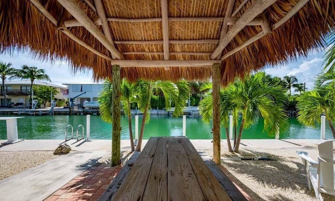 Summerland Key House | Relaxing 2/2 Get Away in the Lower Keys! by RedAwning