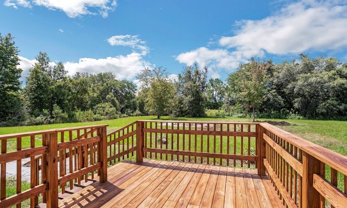 Groveland Cottage | Relaxing 4br Hideaway In Groveland 4 Bedroom Cottage by RedAwning
