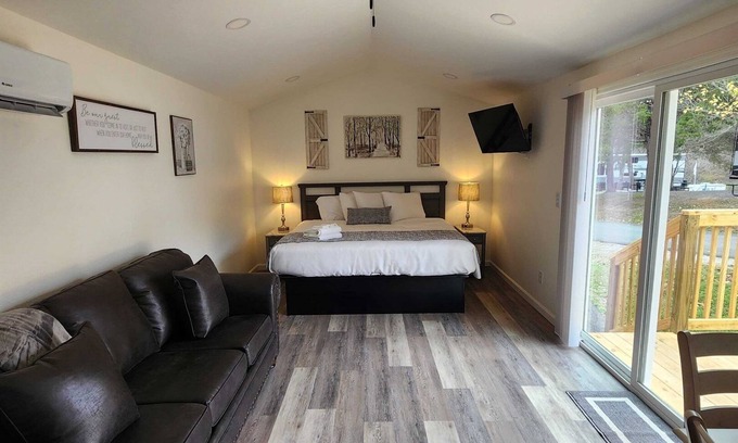 Gatlinburg - Pigeon Forge House | Relaxing Cottage in Pigeon Forge