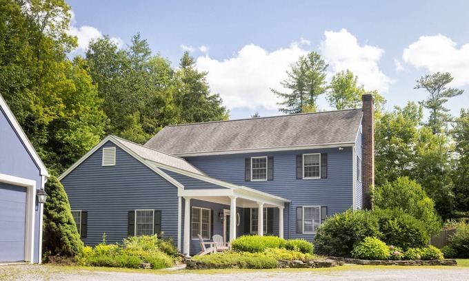 Richmond House | Relaxing Getaway in the Beautiful Berkshires